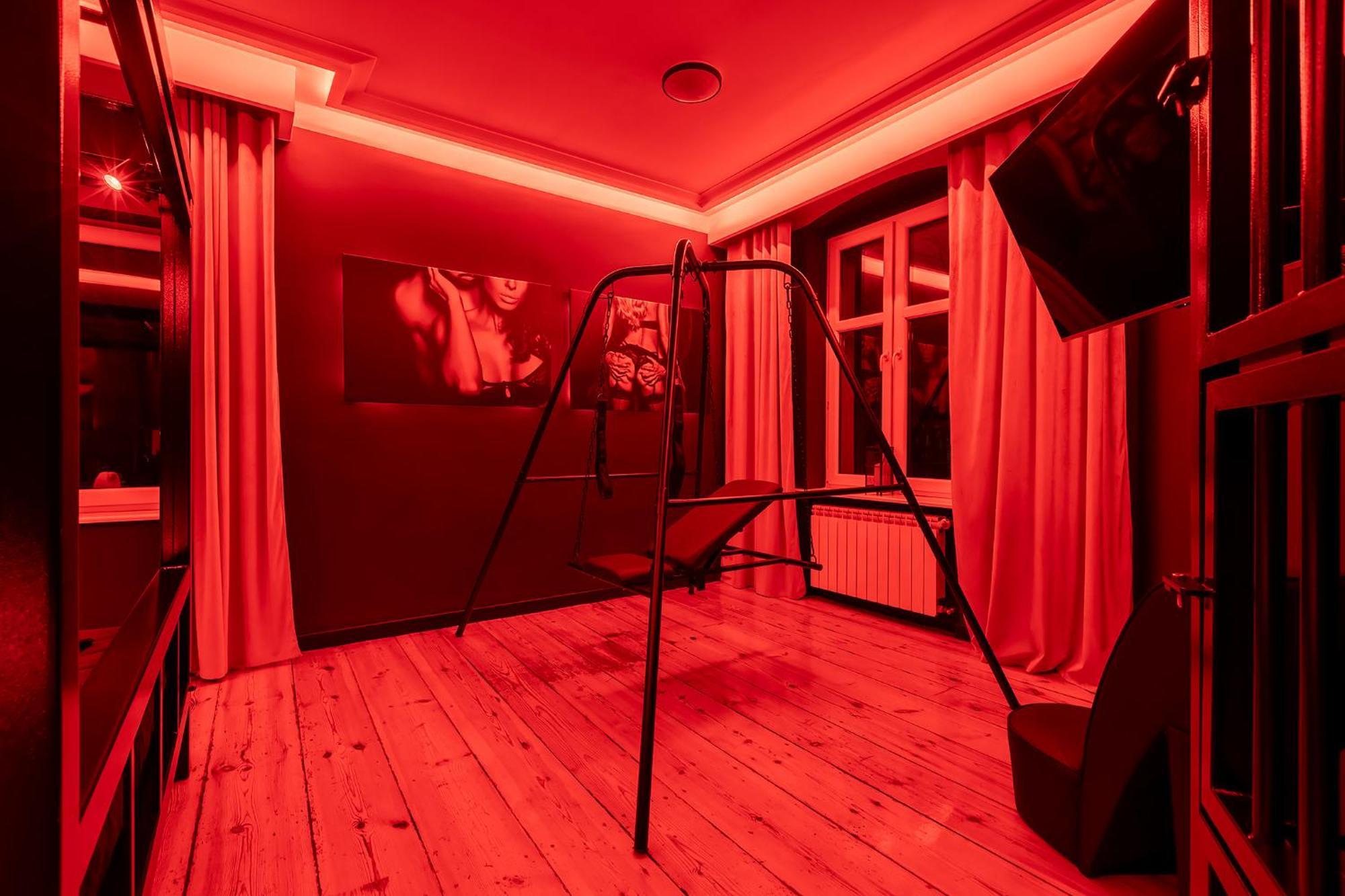 Secret Love Bdsm Poznan Exterior foto