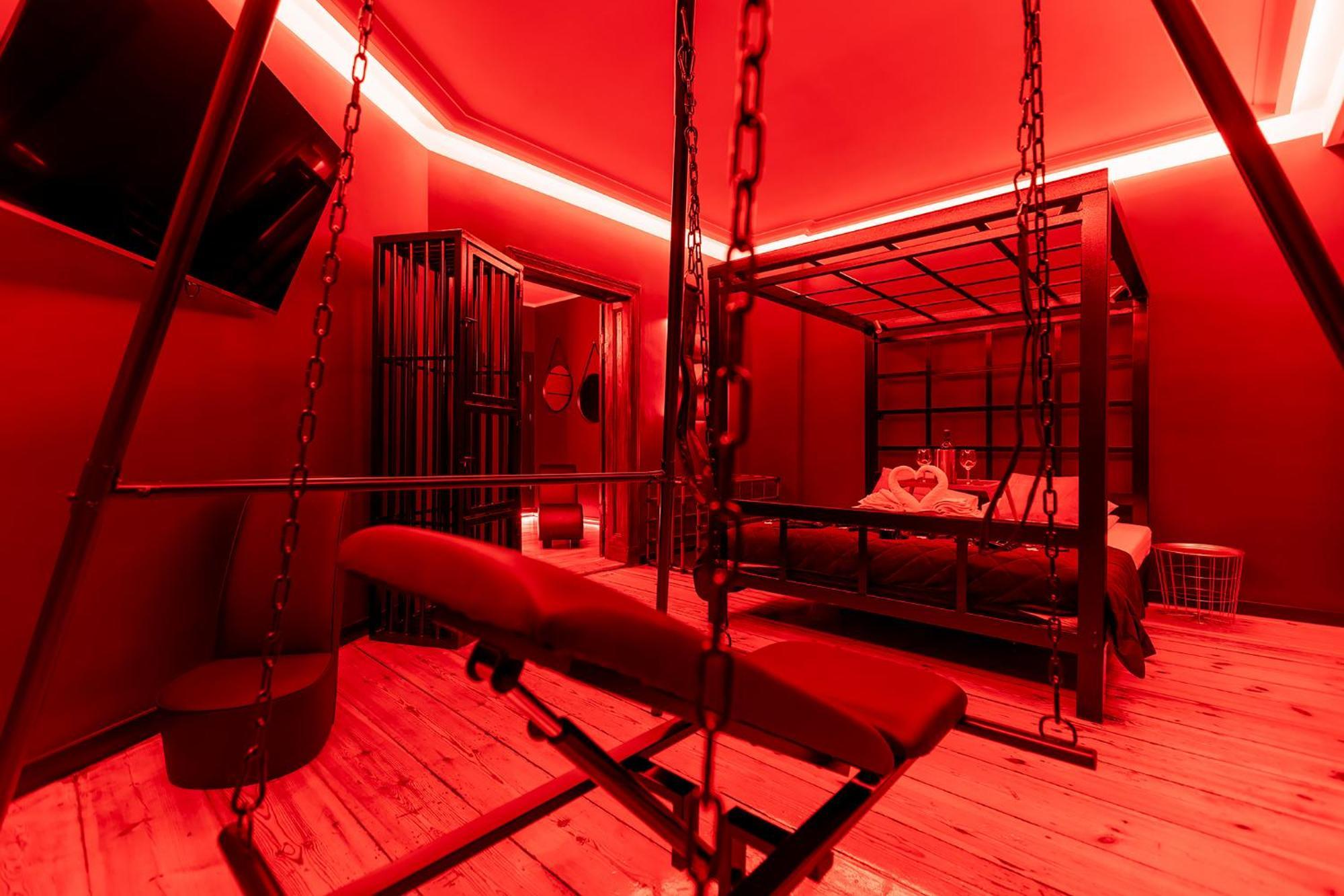 Secret Love Bdsm Poznan Exterior foto